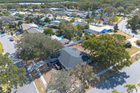 House in Clearwater, Florida 4 bedrooms, 196.67 sq.m. № 2092863 - photo 28