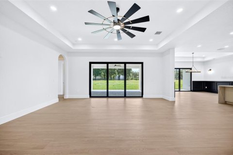 Villa ou maison à vendre à Dade City, Floride: 4 chambres, 311.32 m2 № 2209085 - photo 15