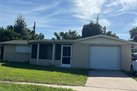 House in Holiday, Florida 2 bedrooms, 101.08 sq.m. № 1915877 - photo 1
