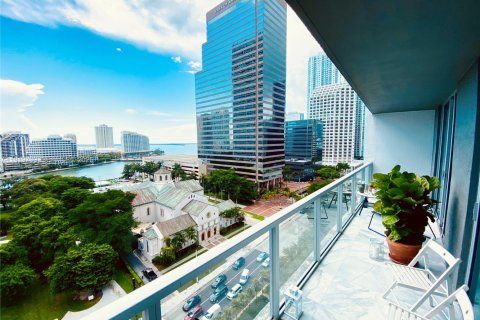Снять в аренду кондоминиум в Майами, Флорида 1 спальня, 74.88м2, № 1988056 - фото 1