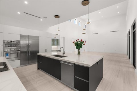 Villa ou maison à vendre à Coral Gables, Floride: 4 chambres, 315.4 m2 № 1956979 - photo 18