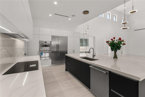 Villa ou maison à vendre à Coral Gables, Floride: 4 chambres, 315.4 m2 № 1956979 - photo 17