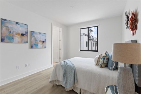 Adosado en alquiler en Orlando, Florida, 3 dormitorios, 259.2 m2 № 1906200 - foto 19