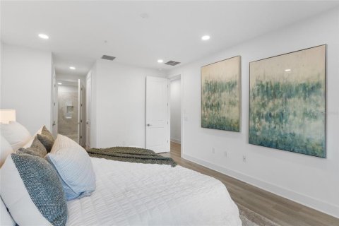 Adosado en alquiler en Orlando, Florida, 3 dormitorios, 259.2 m2 № 1906200 - foto 15