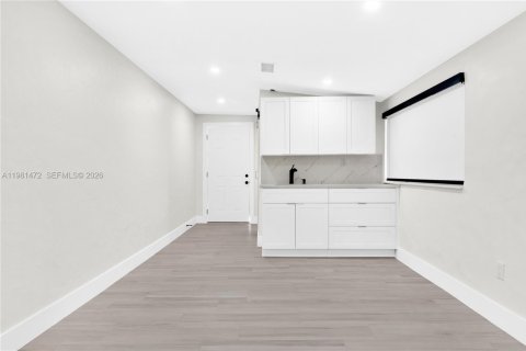 Купить виллу или дом в Хайалиа Гарденс, Флорида 3 спальни, 128.21м2, № 2043569 - фото 23