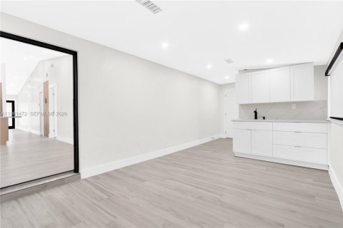 Купить виллу или дом в Хайалиа Гарденс, Флорида 3 спальни, 128.21м2, № 2043569 - фото 24