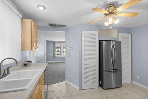 House in Bradenton, Florida 1 bedroom, 74.88 sq.m. № 1916758 - photo 11