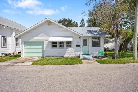 House in Bradenton, Florida 1 bedroom, 74.88 sq.m. № 1916758 - photo 1