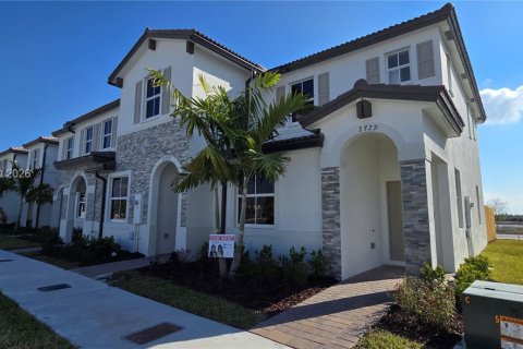 Casa en Homestead, Florida 3 dormitorios, 123.37 m2 № 2030352