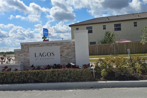 Casa en alquiler en Homestead, Florida, 3 dormitorios, 123.37 m2 № 2030352 - foto 5