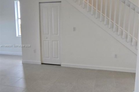 Casa en alquiler en Homestead, Florida, 3 dormitorios, 123.37 m2 № 2030352 - foto 20