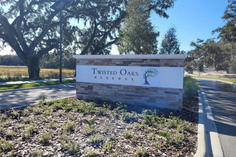 House in Wildwood, Florida 2 bedrooms, 149.94 sq.m. № 1680591 - photo 6