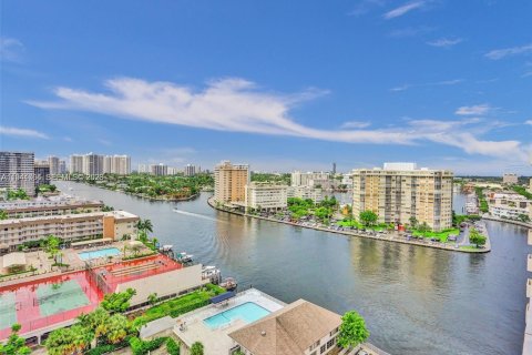 Condo à Hallandale Beach, Floride, 2 chambres  № 2002385