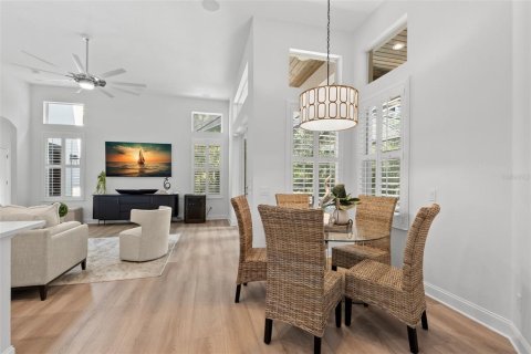 Villa ou maison à vendre à Tampa, Floride: 5 chambres, 361.76 m2 № 1900173 - photo 15