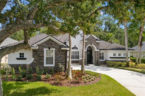 Villa ou maison à vendre à Tampa, Floride: 5 chambres, 361.76 m2 № 1900173 - photo 1