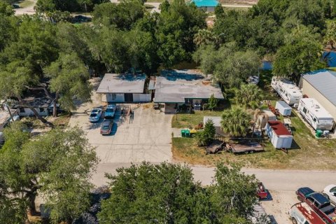 Commercial property in Punta Gorda, Florida 278.71 sq.m. № 2236459 - photo 11