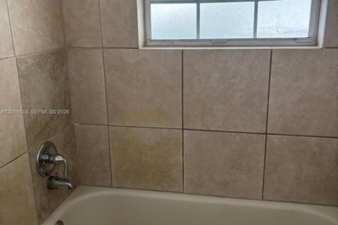 Adosado en venta en North Lauderdale, Florida, 1 dormitorio, 81.94 m2 № 2075308 - foto 15