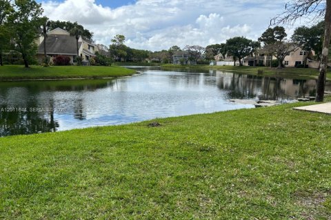 Adosado en venta en North Lauderdale, Florida, 1 dormitorio, 81.94 m2 № 2075308 - foto 25