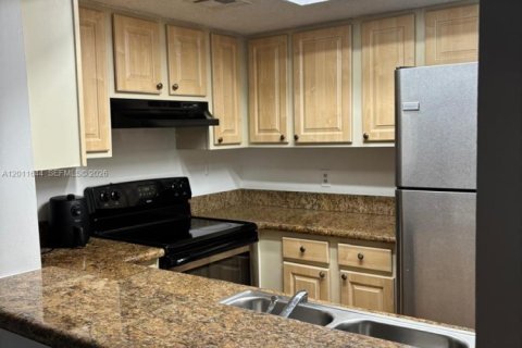 Adosado en venta en North Lauderdale, Florida, 1 dormitorio, 81.94 m2 № 2075308 - foto 12