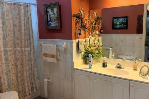 Copropriété à vendre à Hialeah Gardens, Floride: 3 chambres, 111.48 m2 № 2007456 - photo 7