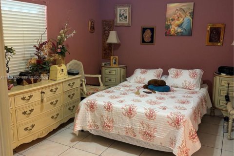 Copropriété à vendre à Hialeah Gardens, Floride: 3 chambres, 111.48 m2 № 2007456 - photo 6