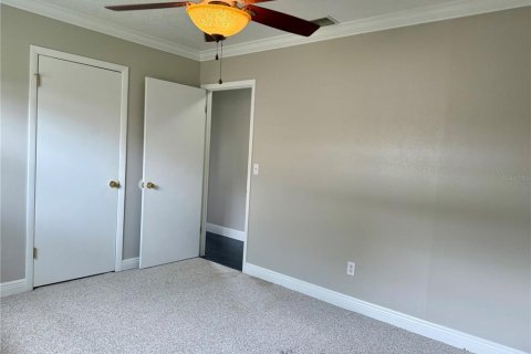 House in Orlando, Florida 3 bedrooms, 152.82 sq.m. № 1821355 - photo 20