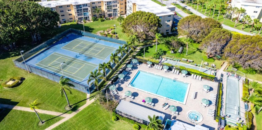 Condominio en Boynton Beach, Florida, 2 dormitorios  № 1047975