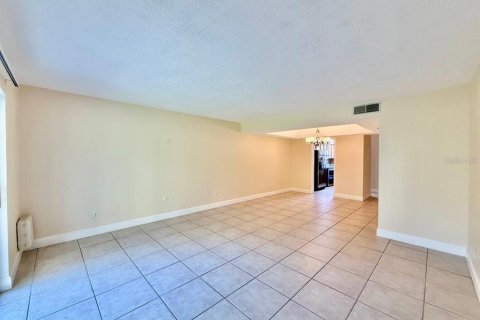 Copropriété à louer à Tampa, Floride: 3 chambres, 147.53 m2 № 2419826 - photo 18
