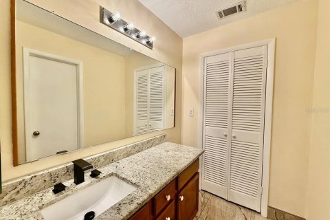 Copropriété à louer à Tampa, Floride: 3 chambres, 147.53 m2 № 2419826 - photo 25