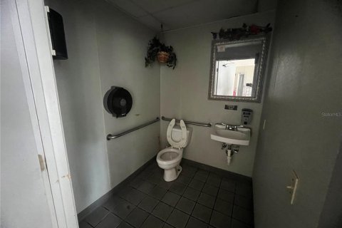 Commercial property in Ocala, Florida 286.42 sq.m. № 2094480 - photo 17
