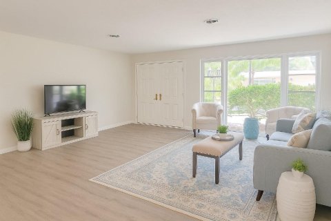 House in Clearwater, Florida 3 bedrooms, 143.72 sq.m. № 1805464 - photo 5
