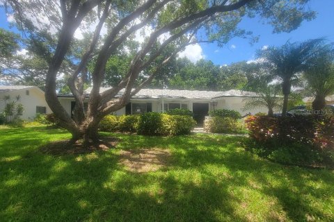 House in Clearwater, Florida 3 bedrooms, 143.72 sq.m. № 1805464 - photo 24