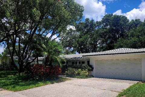 House in Clearwater, Florida 3 bedrooms, 143.72 sq.m. № 1805464 - photo 1