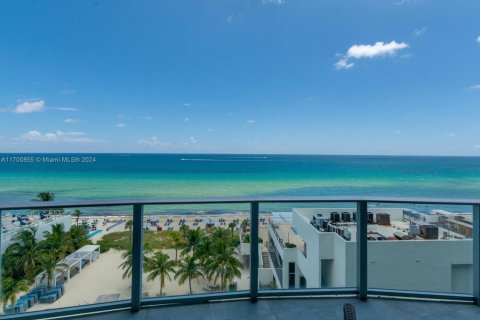 Condo in Hollywood, Florida, 2 bedrooms № 2013774