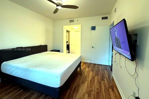 Copropriété à louer à Aventura, Floride: 2 chambres, 99.03 m2 № 2385094 - photo 13