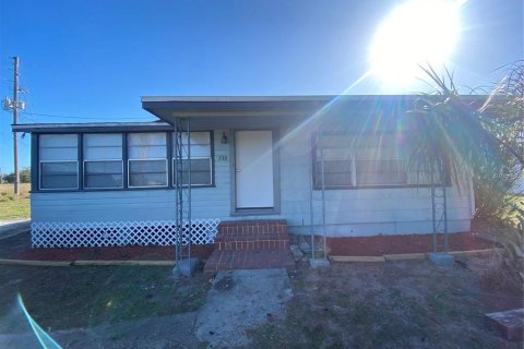 Casa en venta en Frostproof, Florida, 3 dormitorios, 142.14 m2 № 1521088 - foto 1