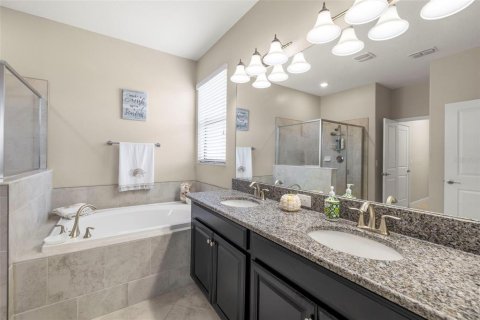 Casa en venta en Land O' Lakes, Florida, 4 dormitorios, 191.47 m2 № 1742879 - foto 25
