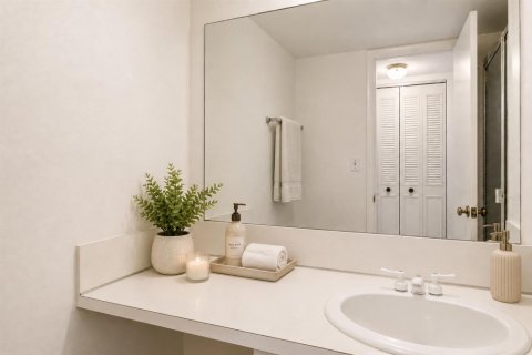 Condo in South Palm Beach, Florida, 2 bedrooms  № 2191113 - photo 19