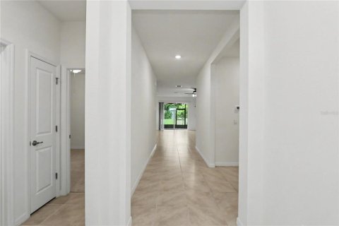 House in Ocala, Florida 4 bedrooms, 189.43 sq.m. № 2277838 - photo 5