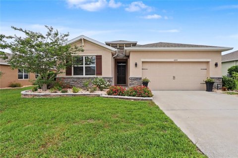 House in Ocala, Florida 4 bedrooms, 189.43 sq.m. № 2277838