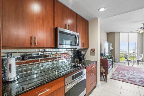 Купить кондоминиум в Клируотер, Флорида 3 комнаты, 155.7м2, № 1679966 - фото 21