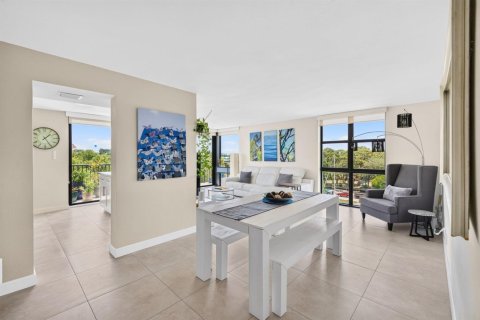 Condo in Fort Lauderdale, Florida, 2 bedrooms  № 2191687 - photo 5