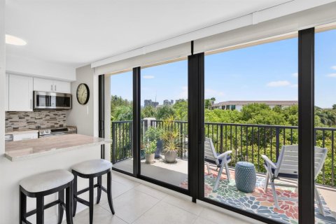 Condo in Fort Lauderdale, Florida, 2 bedrooms  № 2191687 - photo 15