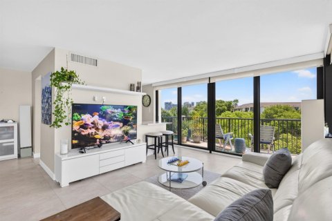 Condo in Fort Lauderdale, Florida, 2 bedrooms  № 2191687 - photo 7