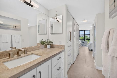 Condo in Fort Lauderdale, Florida, 2 bedrooms  № 2191687 - photo 24