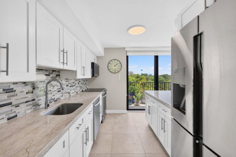 Condo in Fort Lauderdale, Florida, 2 bedrooms  № 2191687 - photo 10