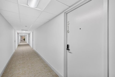 Condo in Fort Lauderdale, Florida, 2 bedrooms  № 2191687 - photo 3