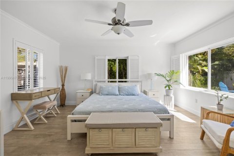 Casa en venta en Miami, Florida, 3 dormitorios, 140.65 m2 № 2057341 - foto 14