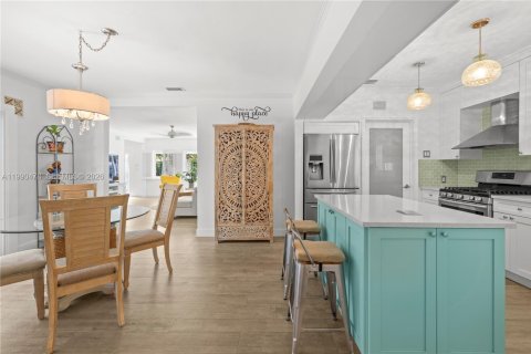 Casa en venta en Miami, Florida, 3 dormitorios, 140.65 m2 № 2057341 - foto 8