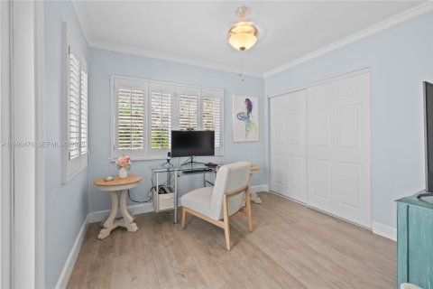 Casa en venta en Miami, Florida, 3 dormitorios, 140.65 m2 № 2057341 - foto 23